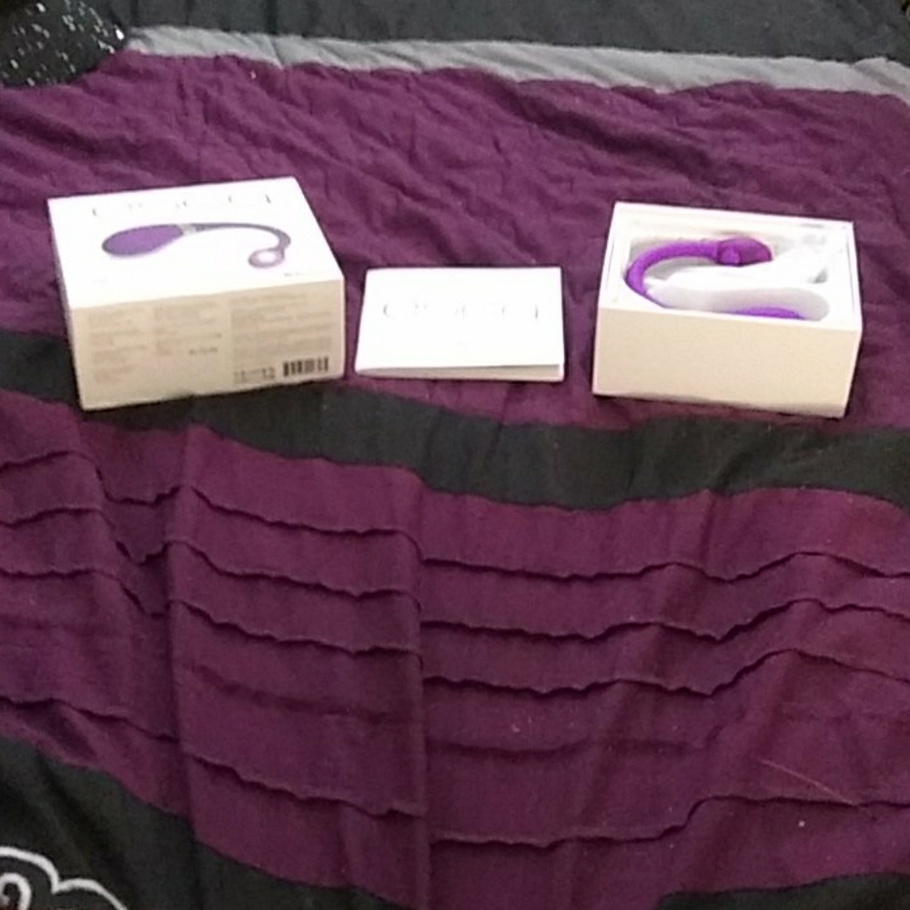Esca ohmibod powered by Kirk Bluetooth massager